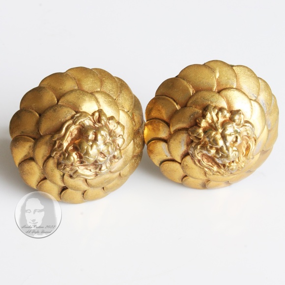 Rare Chanel Earrings Roaring Lion Head Art Deco Style Clip On Vintage 70s HTF - Picture 8 of 15